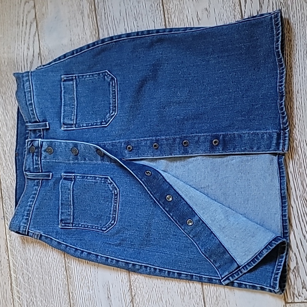 Levi's • Snap front patch pocket pencil skirt size 26 / 4 - Picture 7 of 7